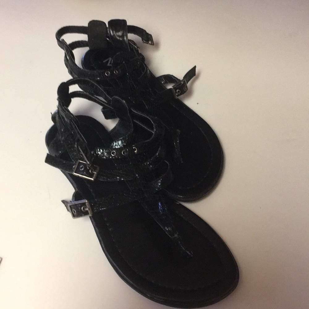 Mia black sandals